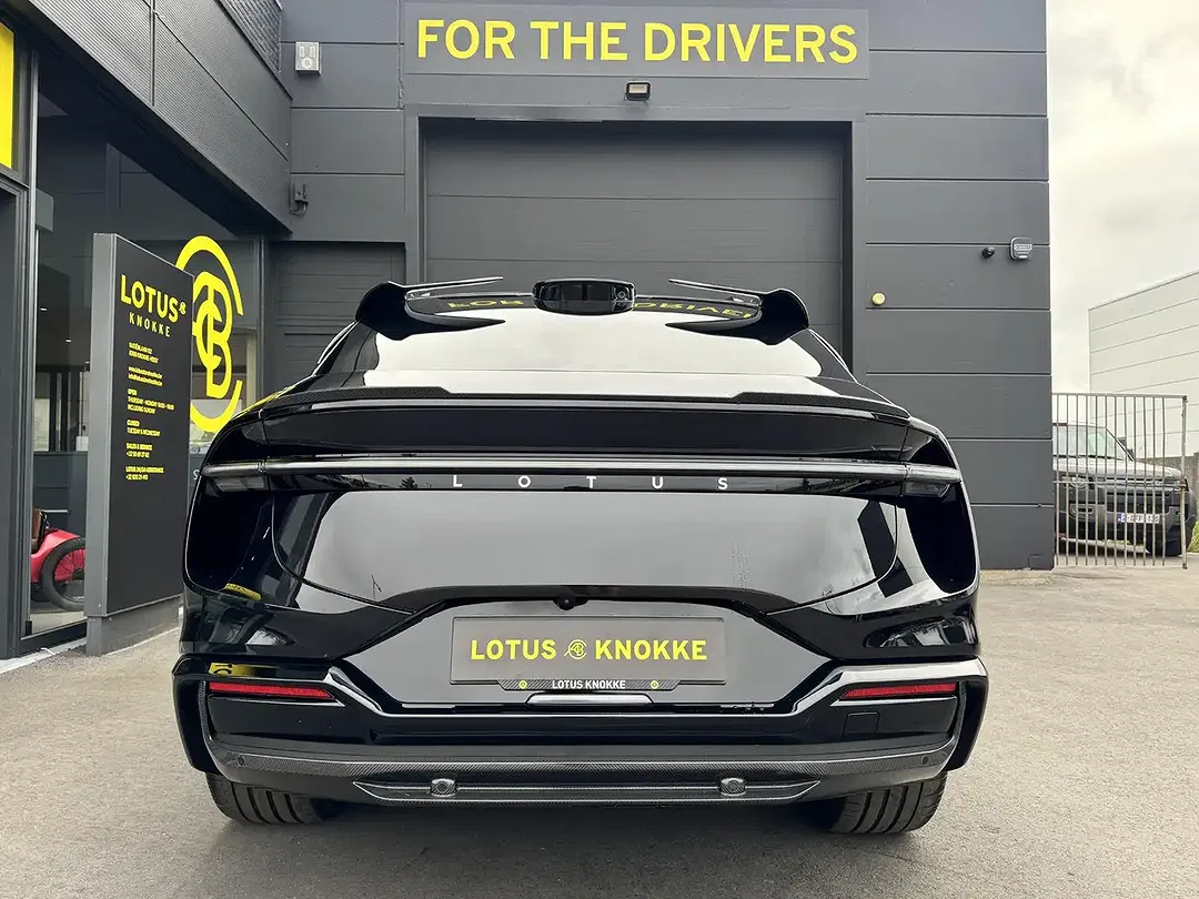 Lotus Eletre 675 R - Thumbnail 13