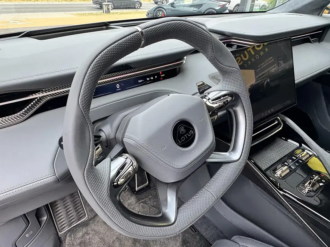 Lotus Eletre 675 R - Thumbnail 36