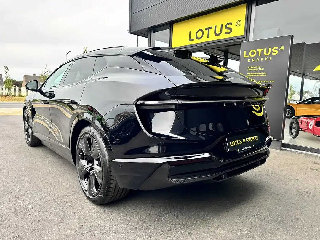 Lotus Eletre 675 R - Thumbnail 4