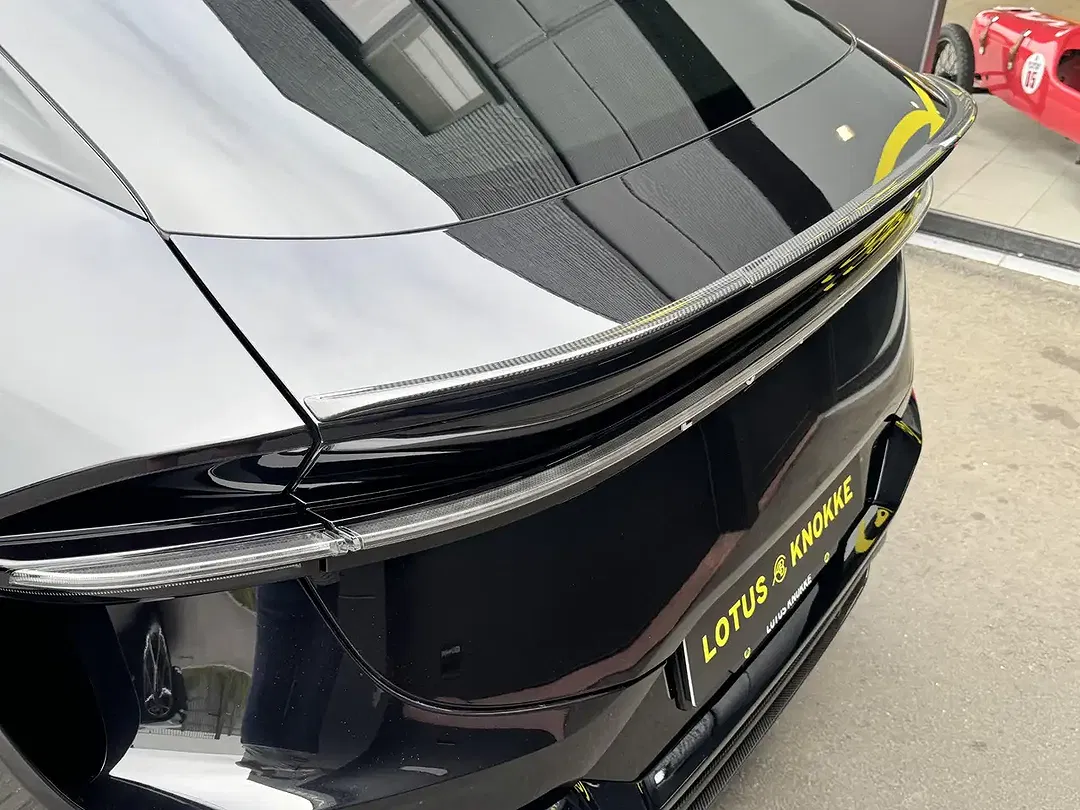 Lotus Eletre 675 R - foto 48