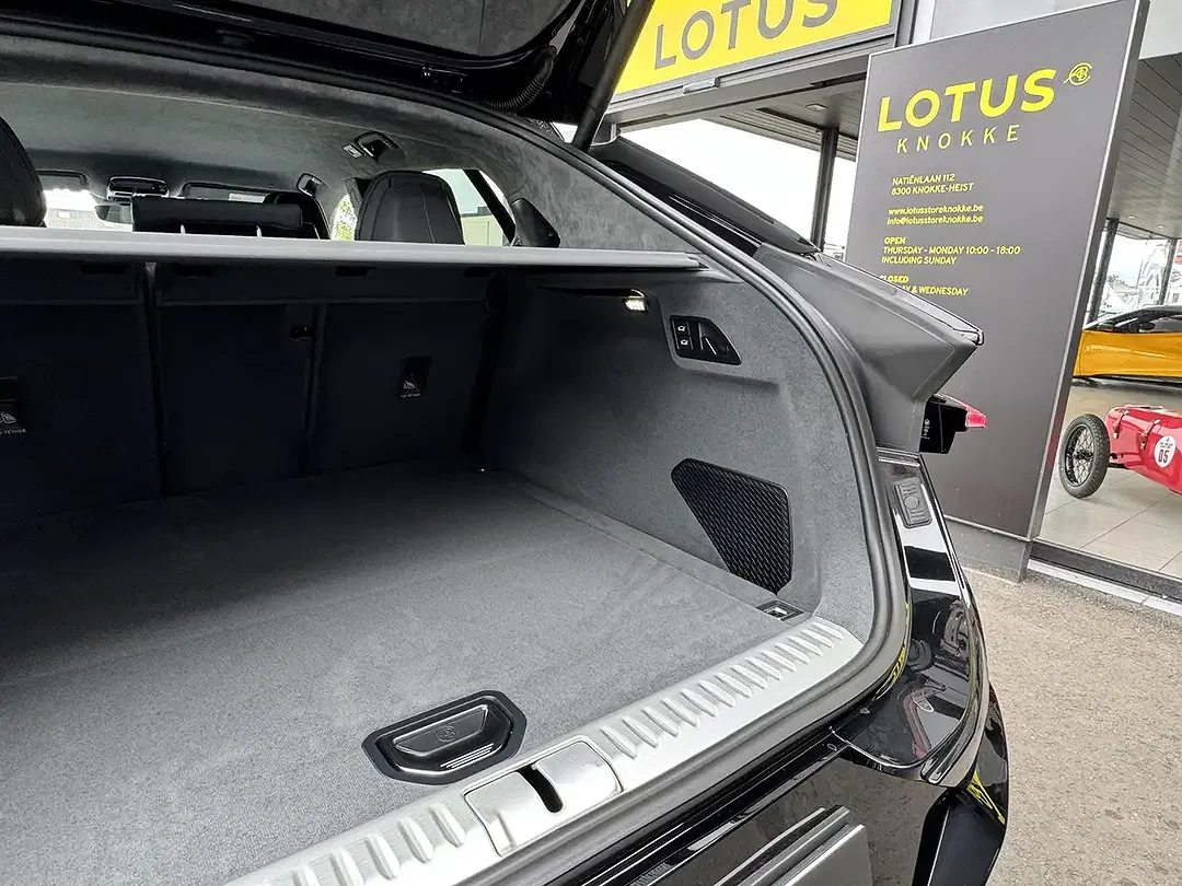 Lotus Eletre 675 R - Thumbnail 9