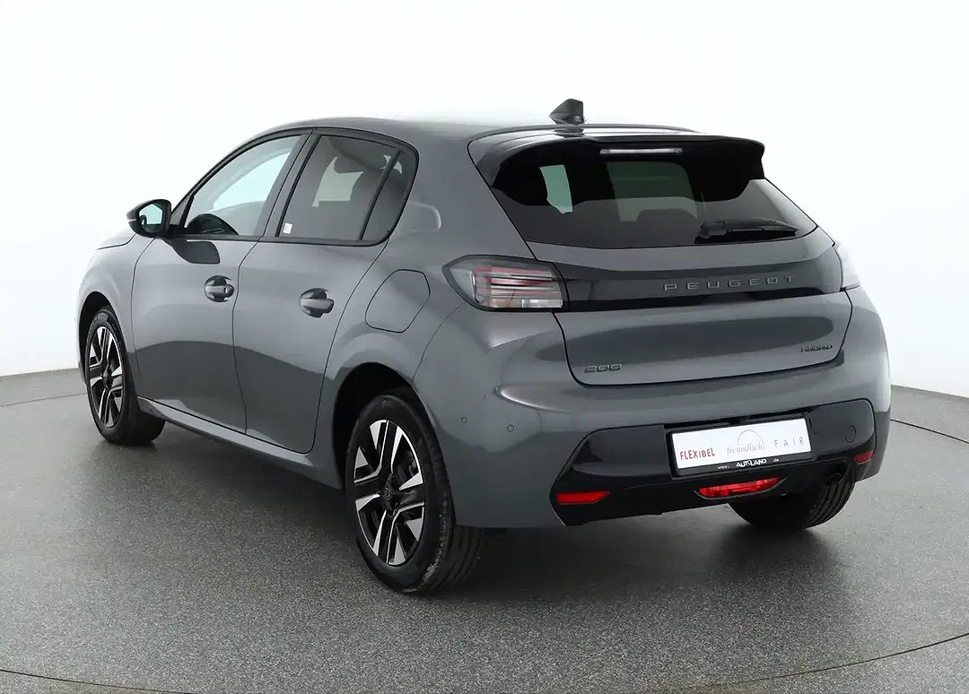 Peugeot 208 110 AUT MHEV - Thumbnail 2