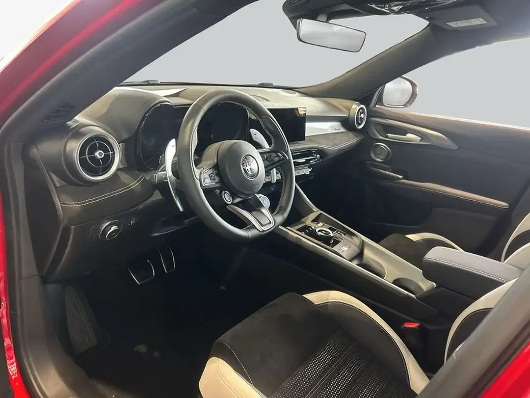 Alfa Romeo Tonale 1.5 VGT Hybrid Sport Speciale - Thumbnail 8