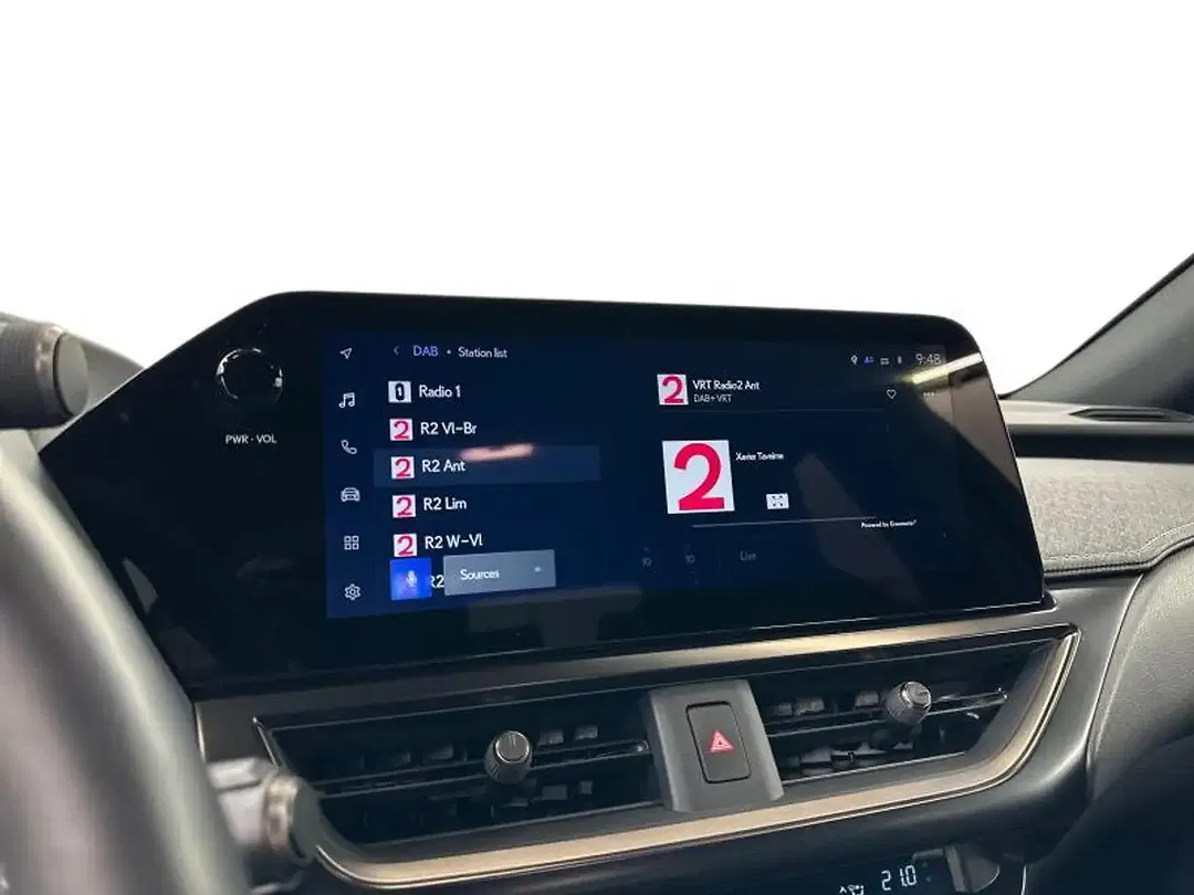 Lexus UX 300h Executive Line - Thumbnail 11