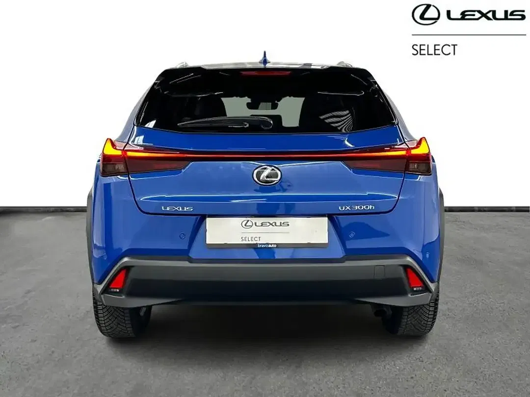 Lexus UX 300h Executive Line - Thumbnail 4