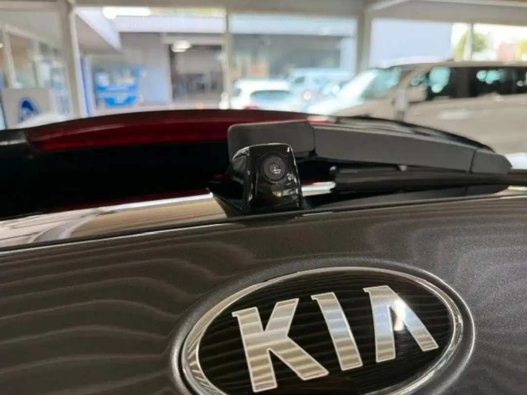 Kia Niro Vision - Thumbnail 10