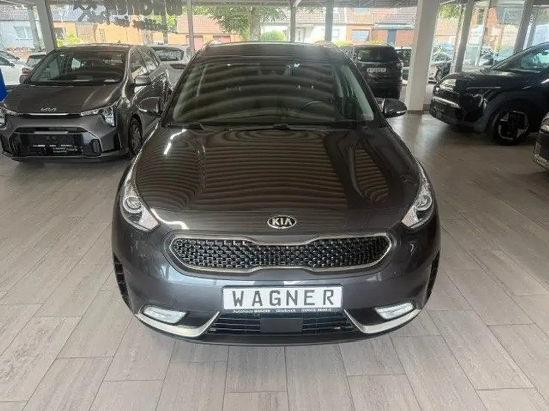Kia Niro Vision - Thumbnail 2