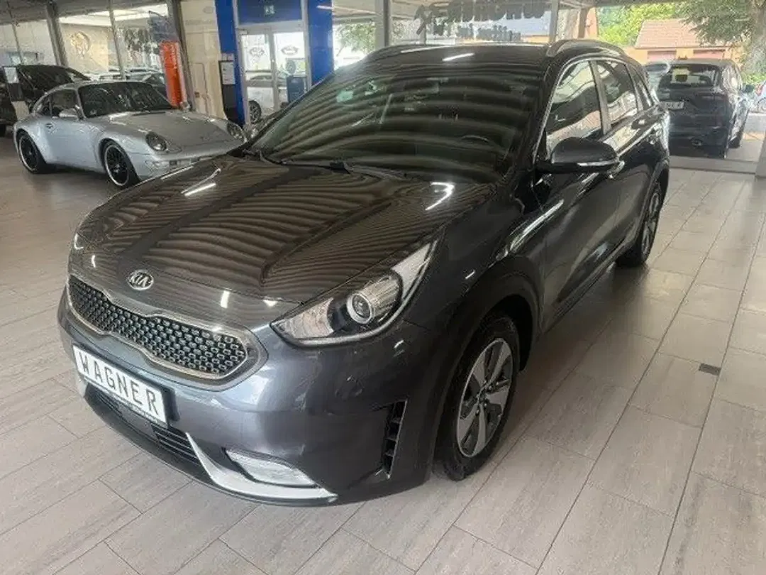 Kia Niro Vision - Thumbnail 3