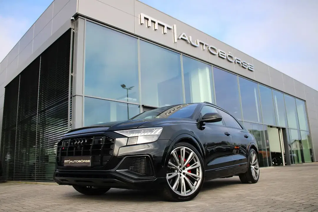 Audi SQ8 competition plus Matrix LED - foto 1