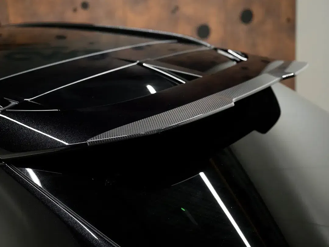 Aston Martin DBX 707 - Thumbnail 12