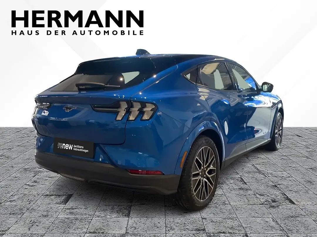 Ford Mustang Mach-E Premium - Thumbnail 5