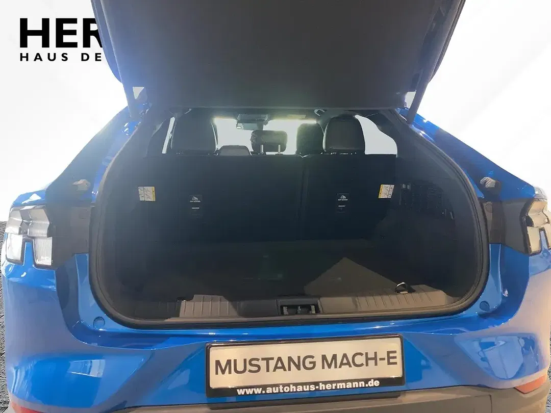 Ford Mustang Mach-E Premium - Thumbnail 7