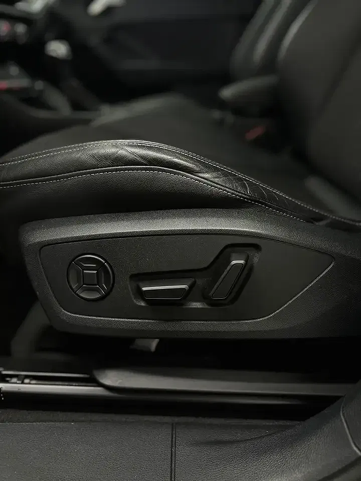 Audi Q3 45 TFSI quattro Sportback S line - Thumbnail 14