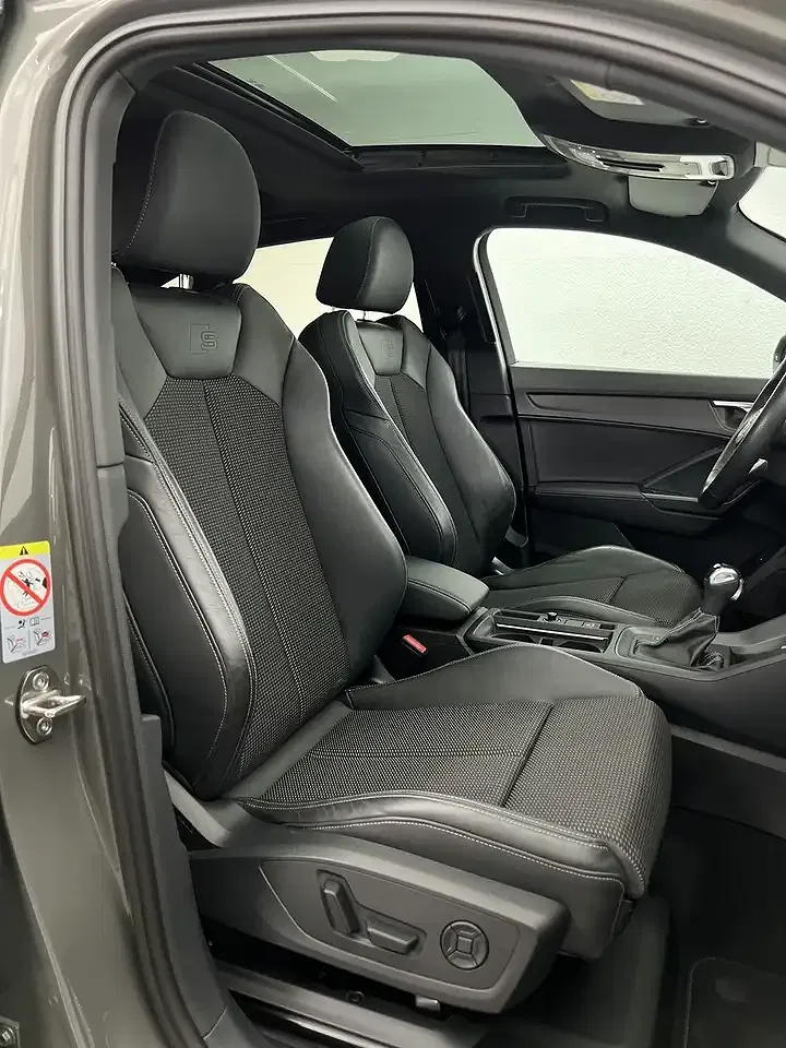 Audi Q3 45 TFSI quattro Sportback S line - Thumbnail 8