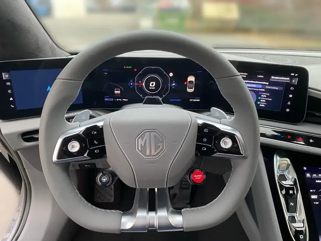 MG Cyberster AWD Xpower - Thumbnail 9