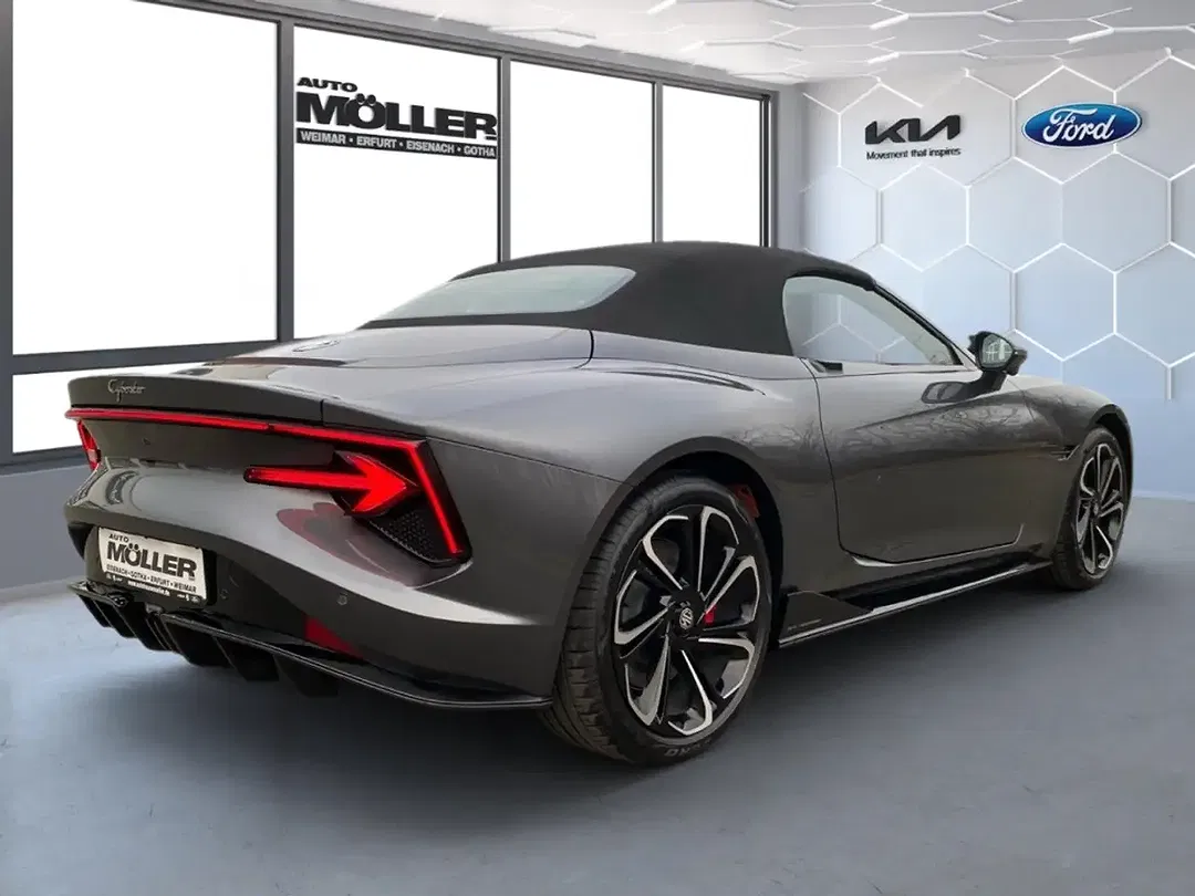 MG Cyberster AWD Xpower - Thumbnail 4