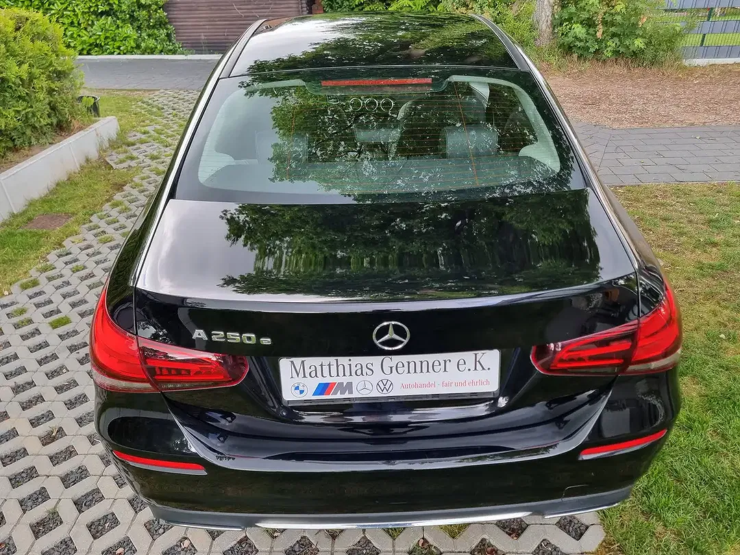 Mercedes-Benz A 250 PHEV Hybrid Progressive - Thumbnail 14