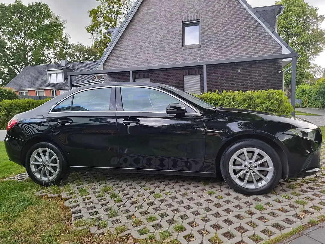 Mercedes-Benz A 250 PHEV Hybrid Progressive - Thumbnail 9