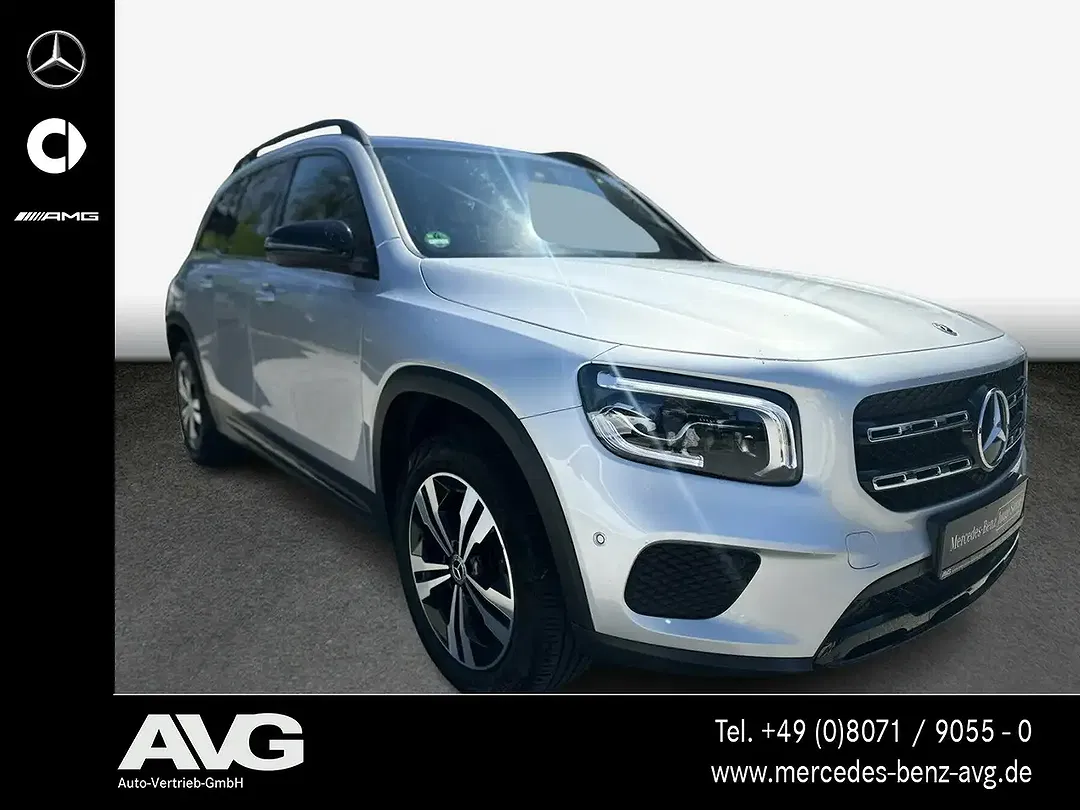 Mercedes-Benz GLB 200 - Thumbnail 3