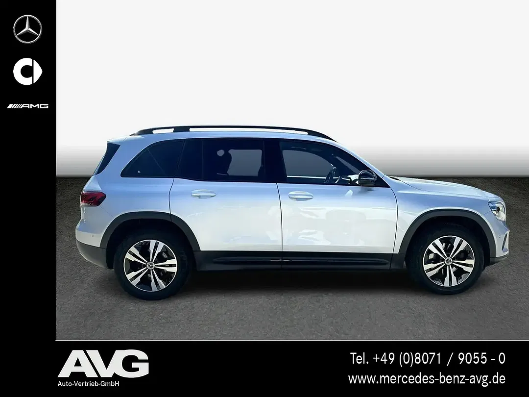 Mercedes-Benz GLB 200 - Thumbnail 4