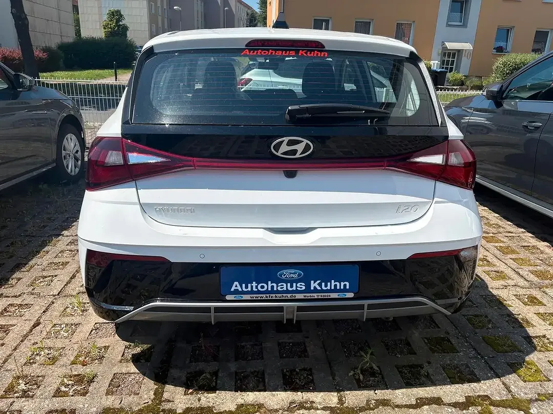 Hyundai i20 - Thumbnail 4