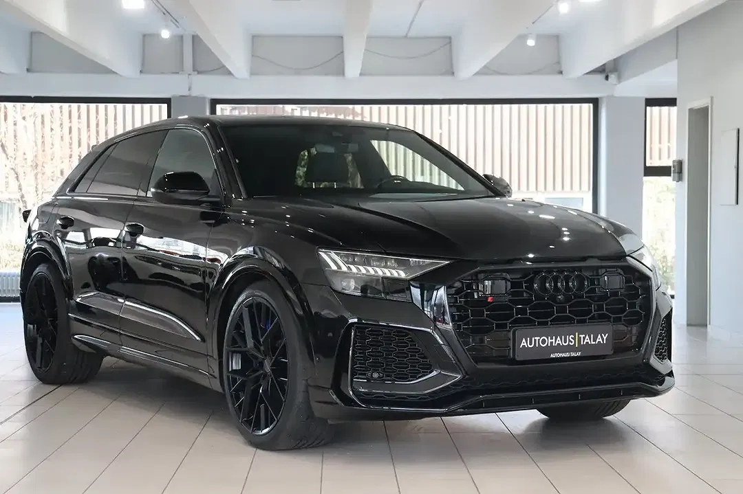 Audi RS Q8 4.0 TFSI - foto 1
