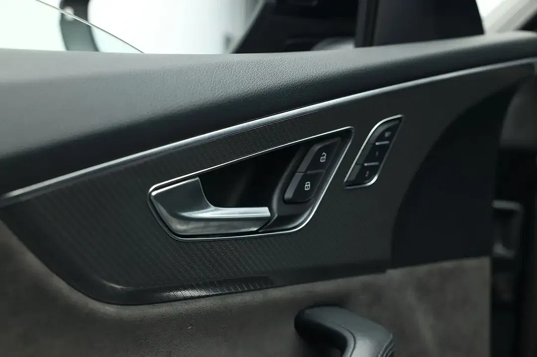 Audi RS Q8 4.0 TFSI - Thumbnail 6