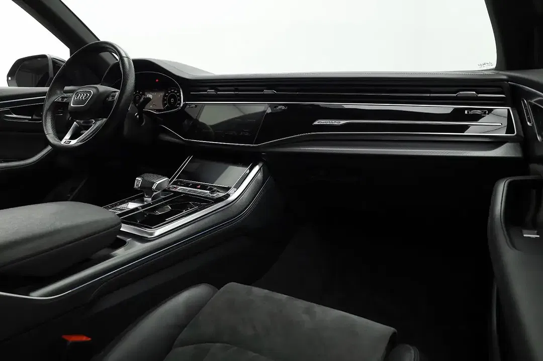 Audi RS Q8 4.0 TFSI - Thumbnail 10