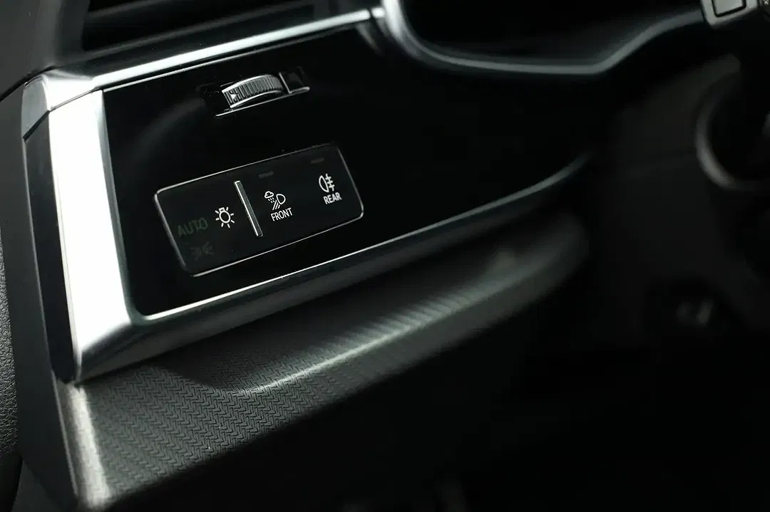 Audi RS Q8 4.0 TFSI - Thumbnail 13