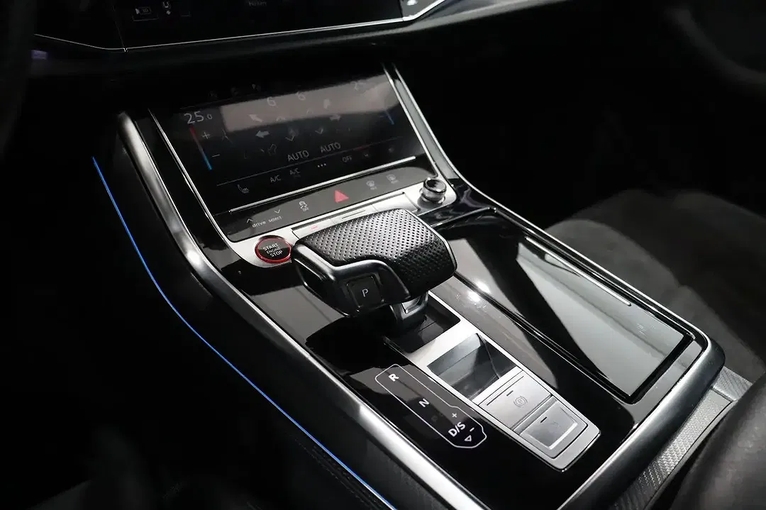 Audi RS Q8 4.0 TFSI - Thumbnail 16