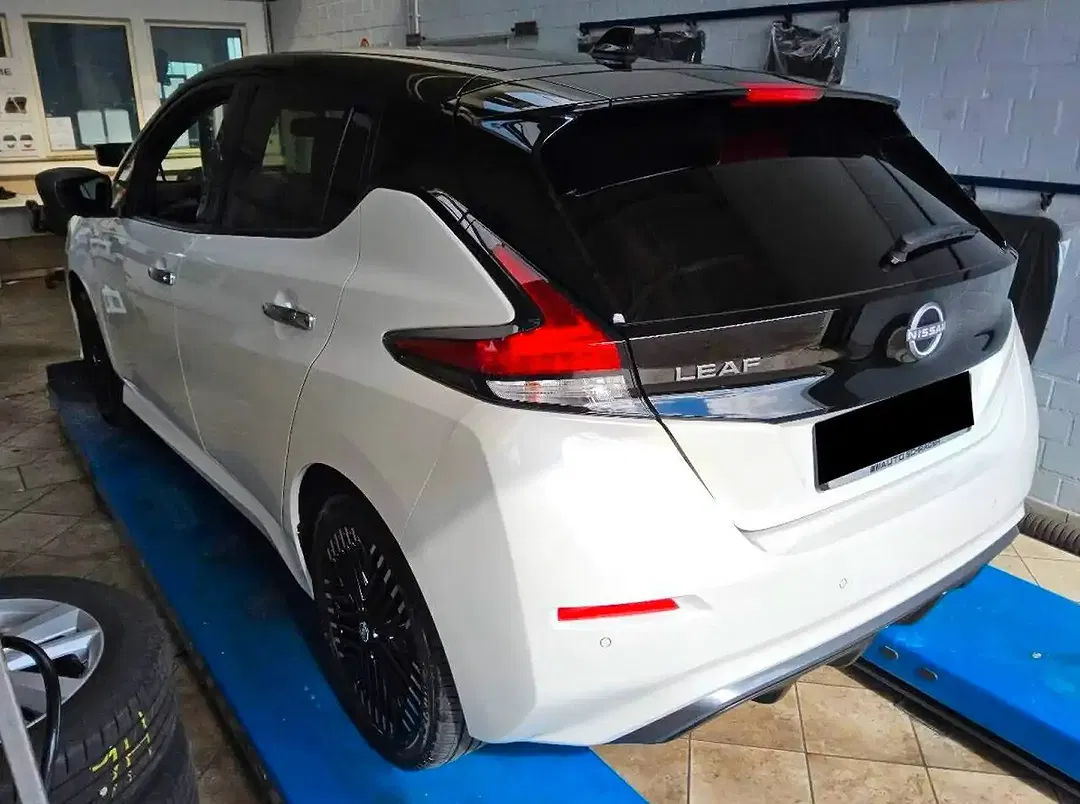 Nissan Leaf N-Connecta - Thumbnail 6