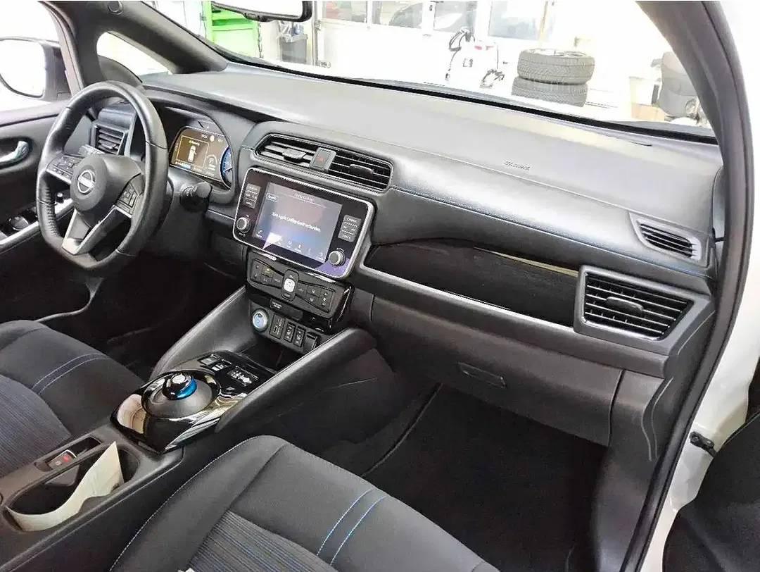 Nissan Leaf N-Connecta - Thumbnail 7