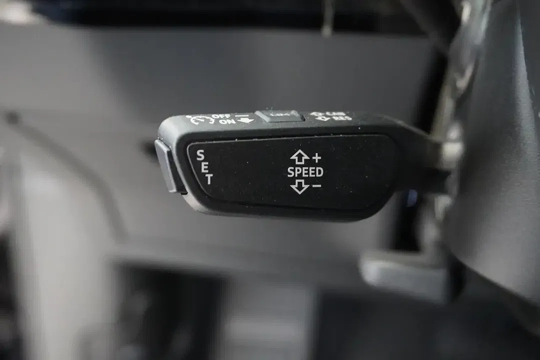 Audi e-tron quattro - Thumbnail 14
