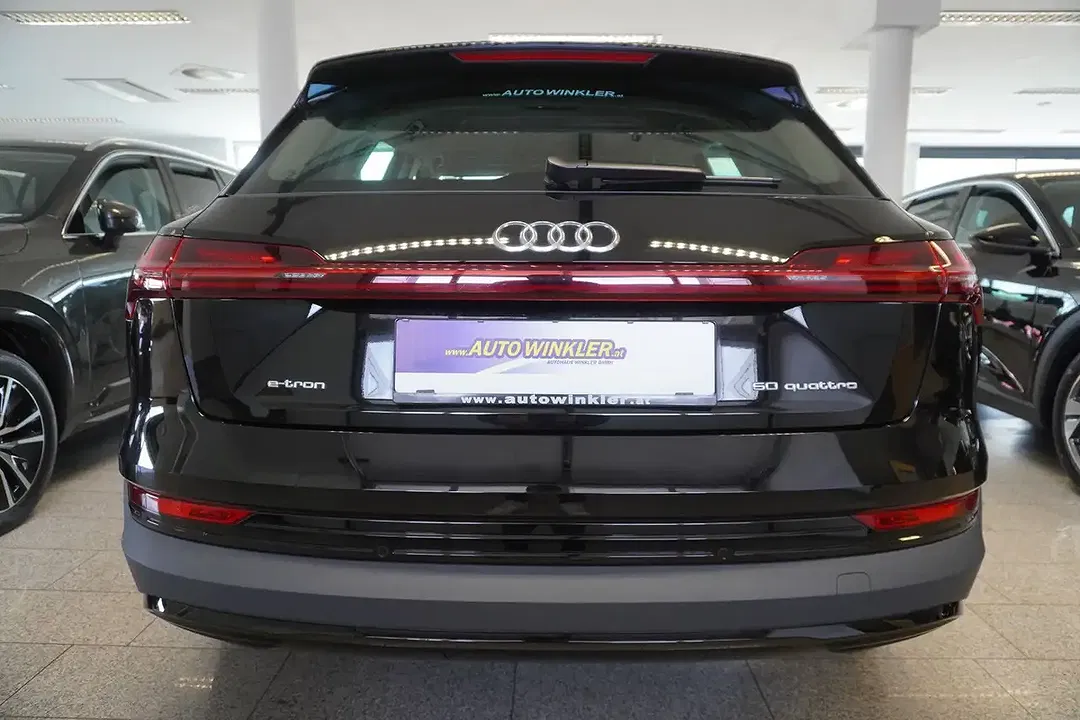 Audi e-tron quattro - Thumbnail 6