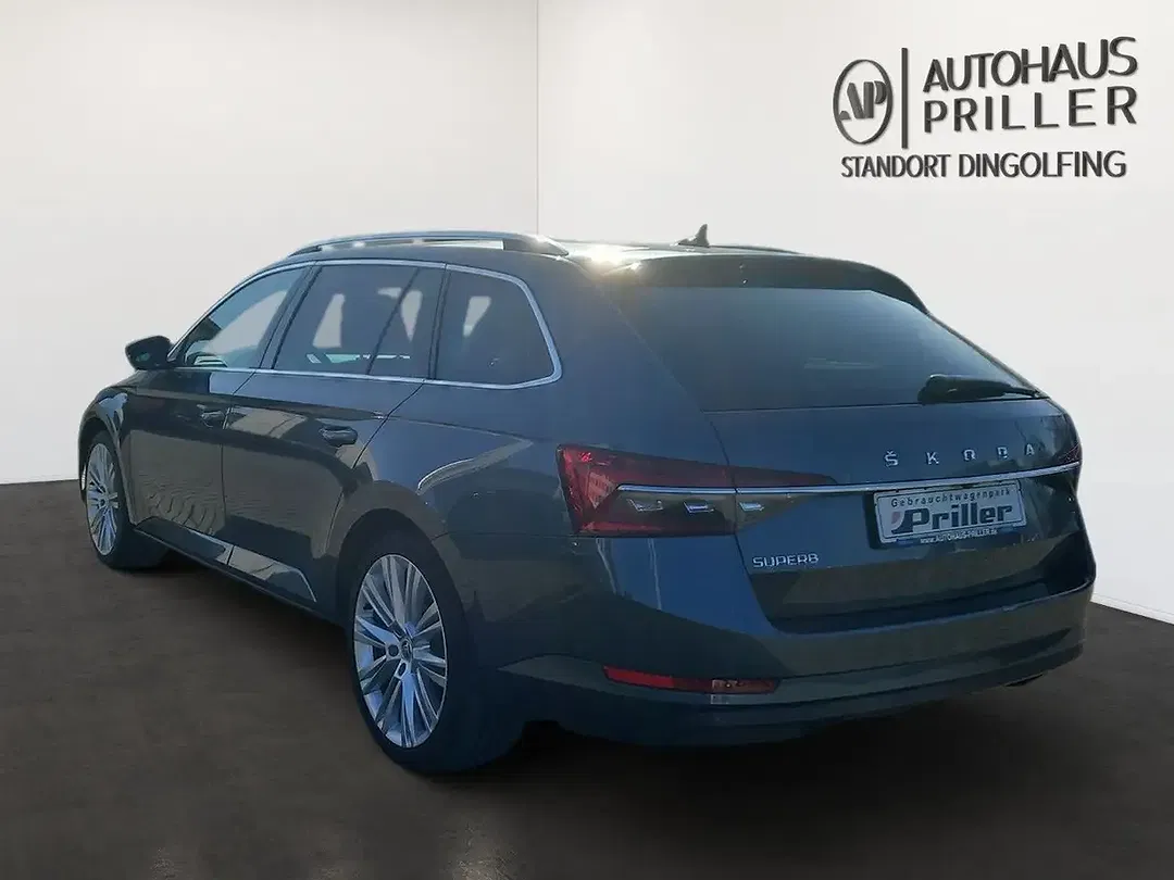 Skoda Superb 2.0 TSI DSG Style - Thumbnail 4
