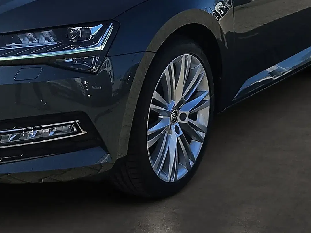 Skoda Superb 2.0 TSI DSG Style - Thumbnail 6