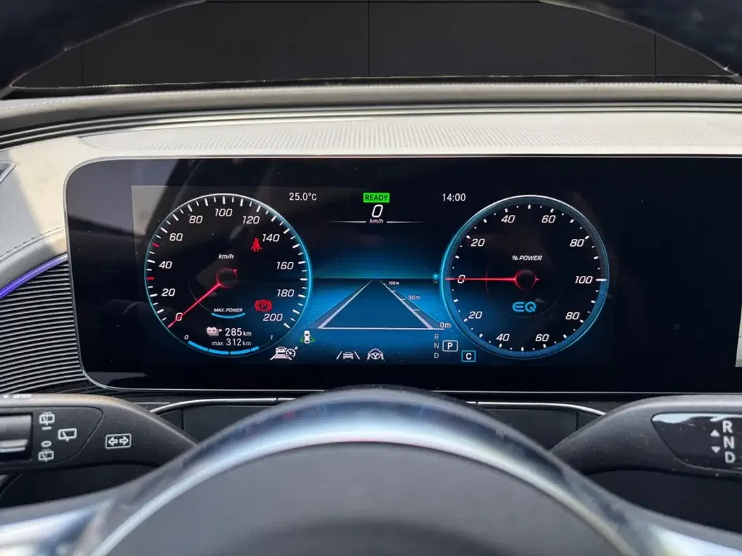 Mercedes-Benz EQC 400 4MATIC AMG Line - foto 15