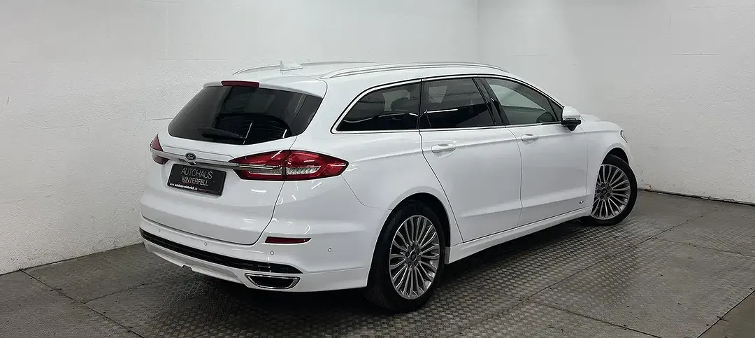Ford Mondeo 2.0 EcoBlue 4x4 Titanium - Thumbnail 4