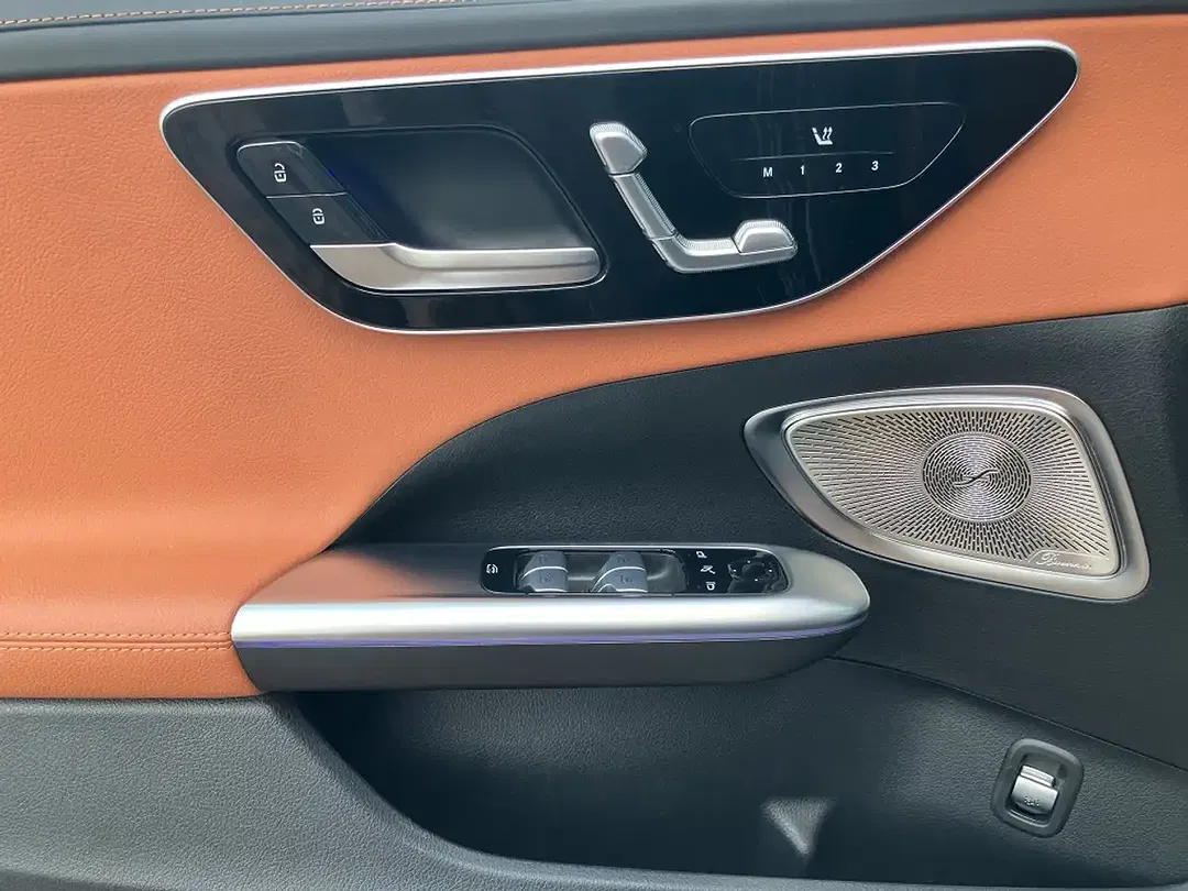 Mercedes-Benz C 300 AMG Burmester Night - Thumbnail 11