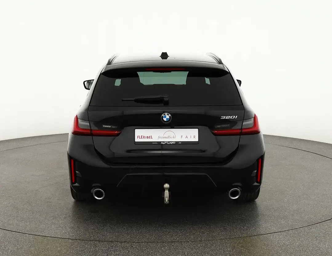 BMW 320 AUT Touring M Sport - Thumbnail 3