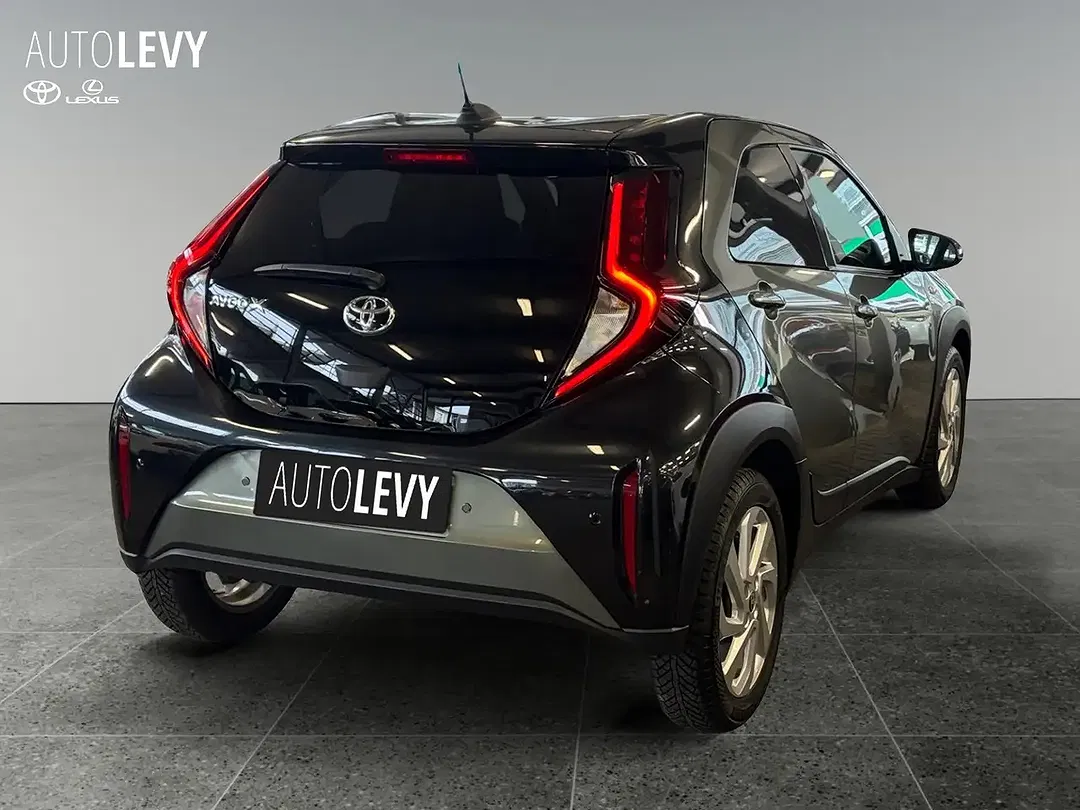 Toyota Aygo X - Thumbnail 6