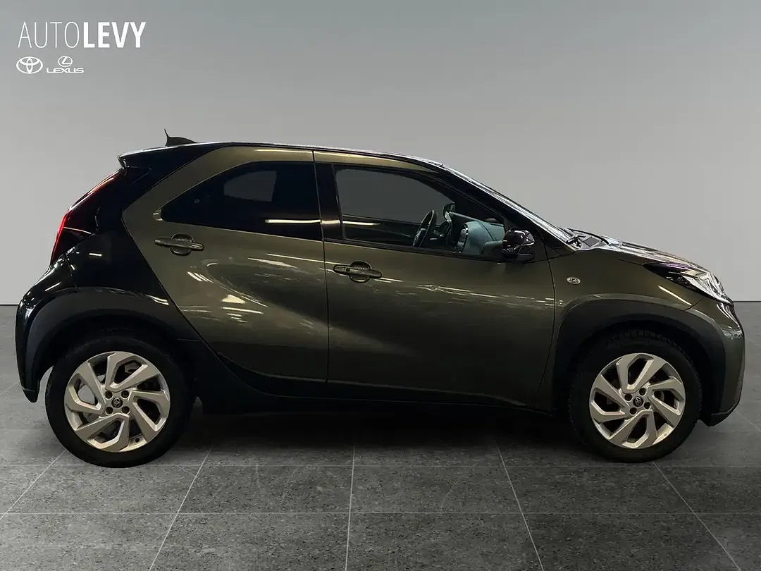 Toyota Aygo X - Thumbnail 7