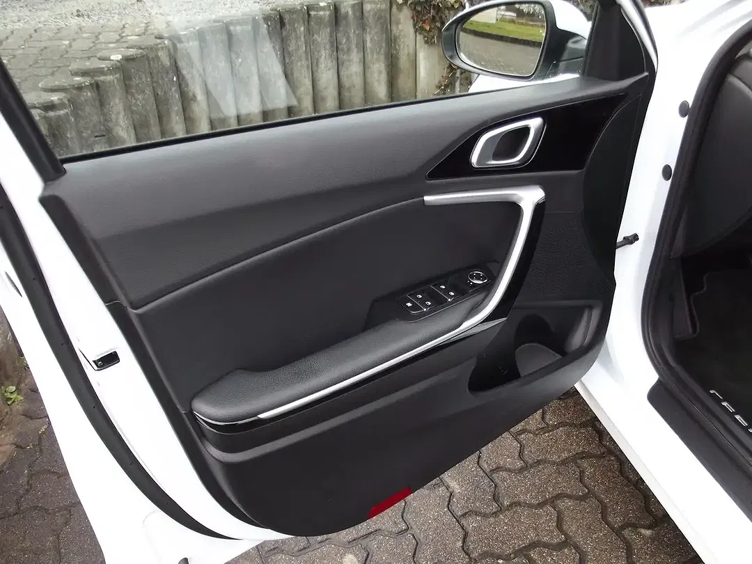 Kia Ceed / cee'd Vision - Thumbnail 11