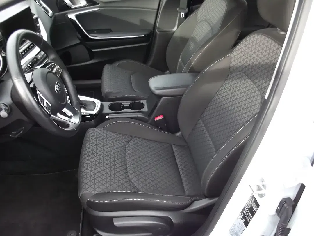 Kia Ceed / cee'd Vision - Thumbnail 12