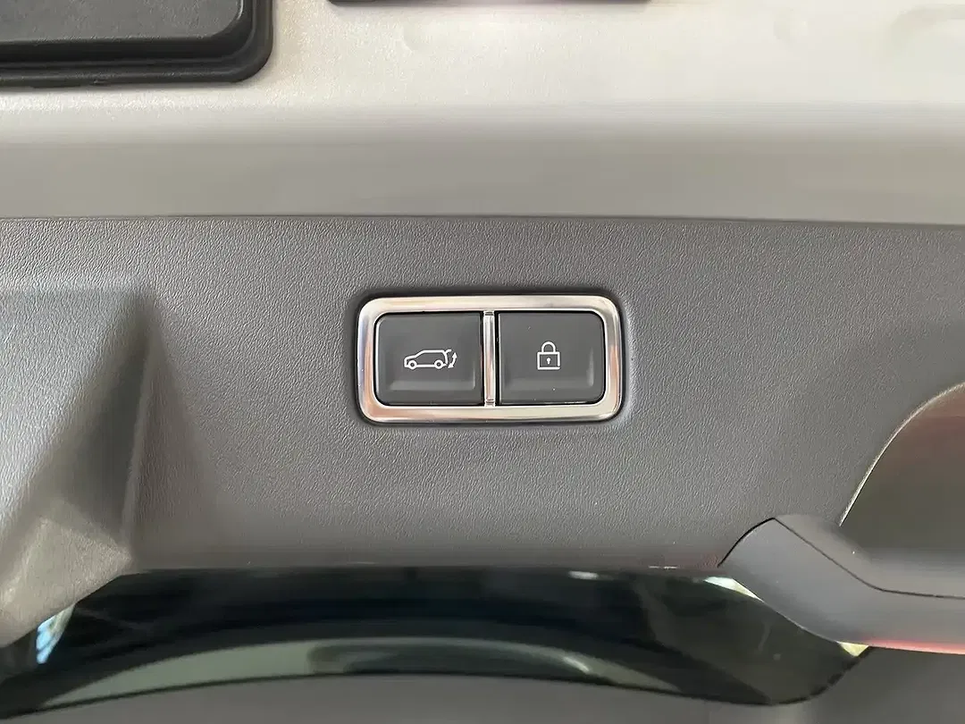 Kia EV9 99.8 kWh Earth - Thumbnail 9