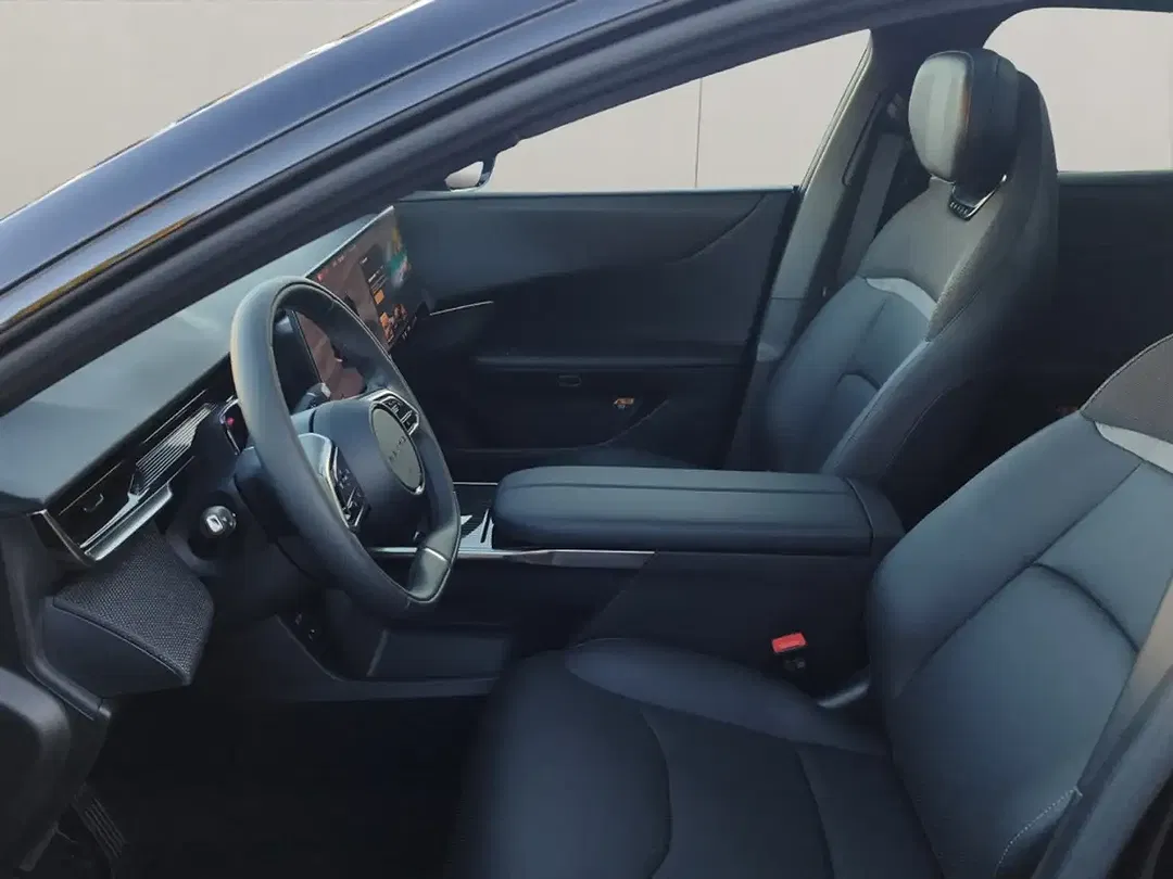 Mazda CX-6e Takumi - Thumbnail 10