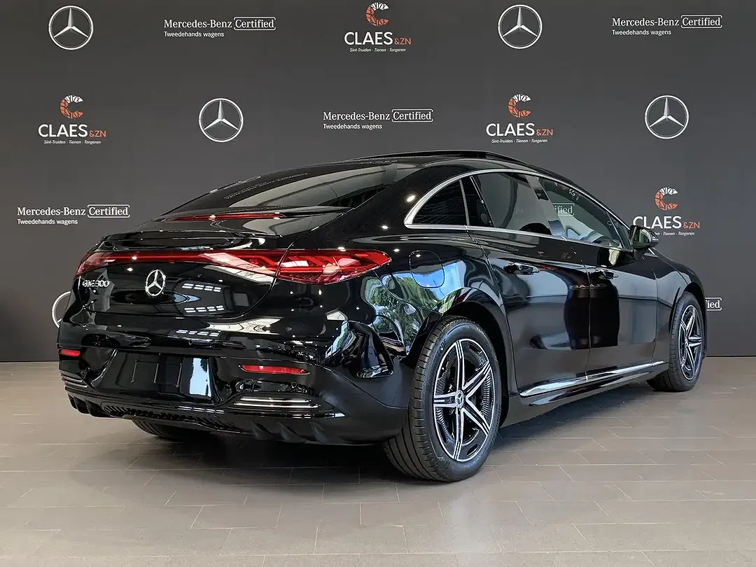 Mercedes-Benz EQE 300 AMG Line - Thumbnail 5