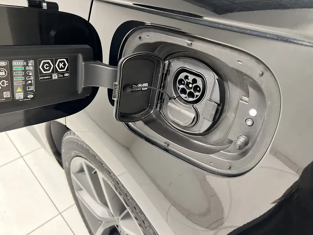 Land Rover Range Rover Sport Hybrid Dynamic SE - Thumbnail 18