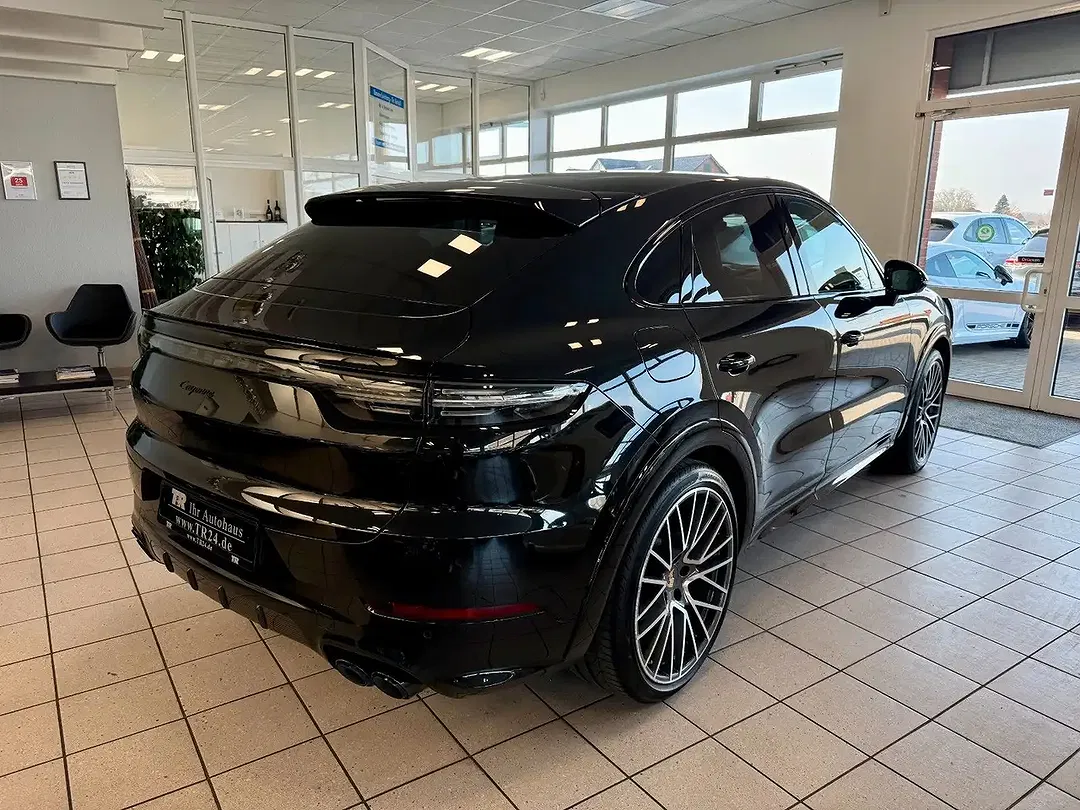 Porsche Cayenne Coupe Edition - Thumbnail 5