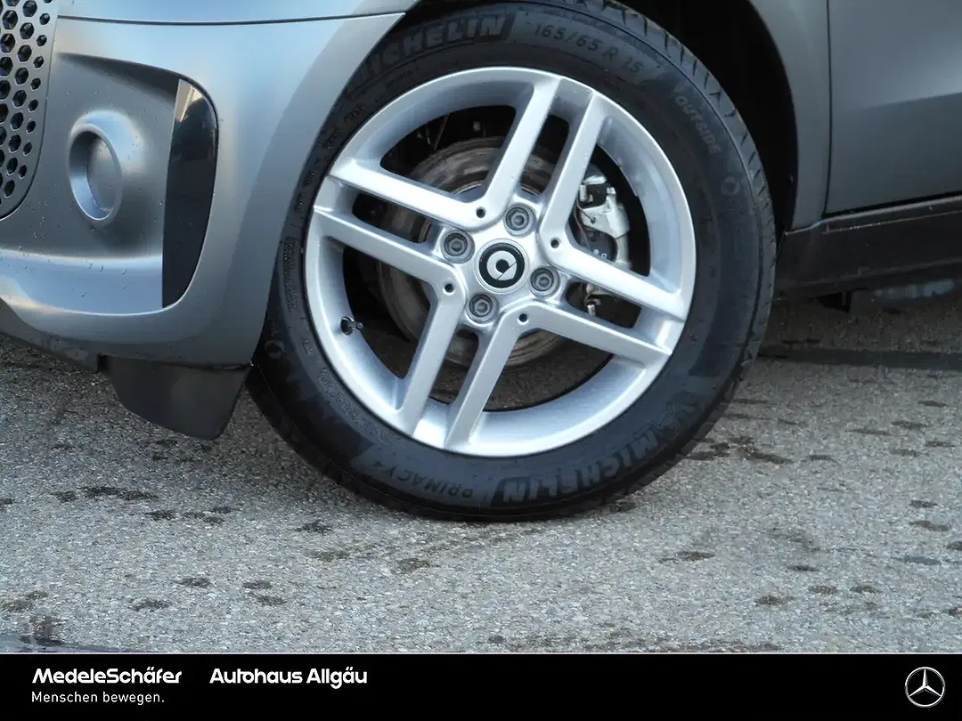 smart forTwo - Thumbnail 3